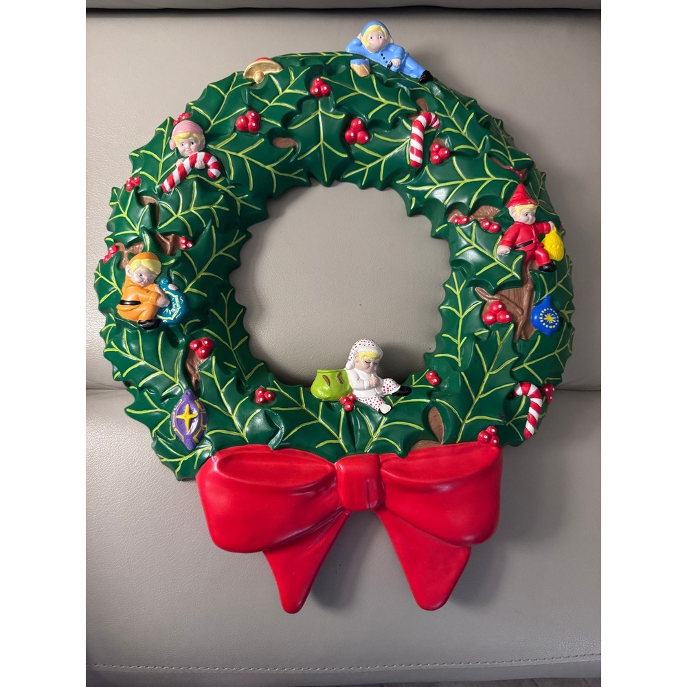 Vintage Scioto Molds Ceramic Christmas Wreath Holly Leaves Elves Red Bow Decor